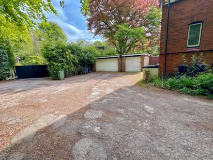 WOODROYD HOUSE, Woodroyd Close, Bramhall SK7 3LT, Image 23