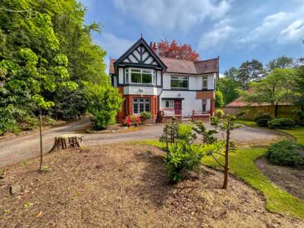 WOODROYD HOUSE, Woodroyd Close, Bramhall SK7 3LT, Image 3