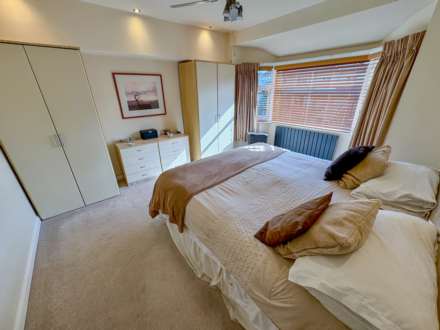 CROSSEFIELD ROAD, Cheadle Hulme SK8 5PE, Image 16