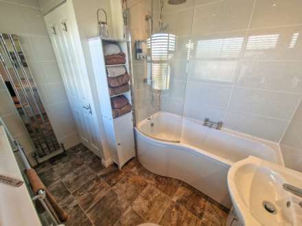 CROSSEFIELD ROAD, Cheadle Hulme SK8 5PE, Image 21