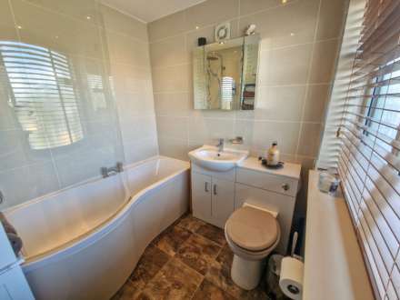 CROSSEFIELD ROAD, Cheadle Hulme SK8 5PE, Image 22