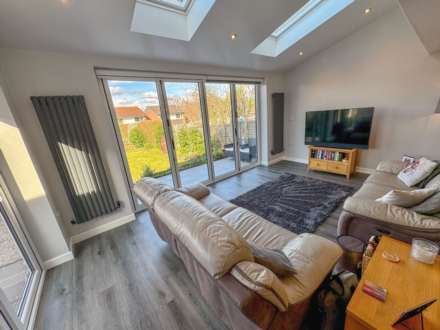 CROSSEFIELD ROAD, Cheadle Hulme SK8 5PE, Image 9