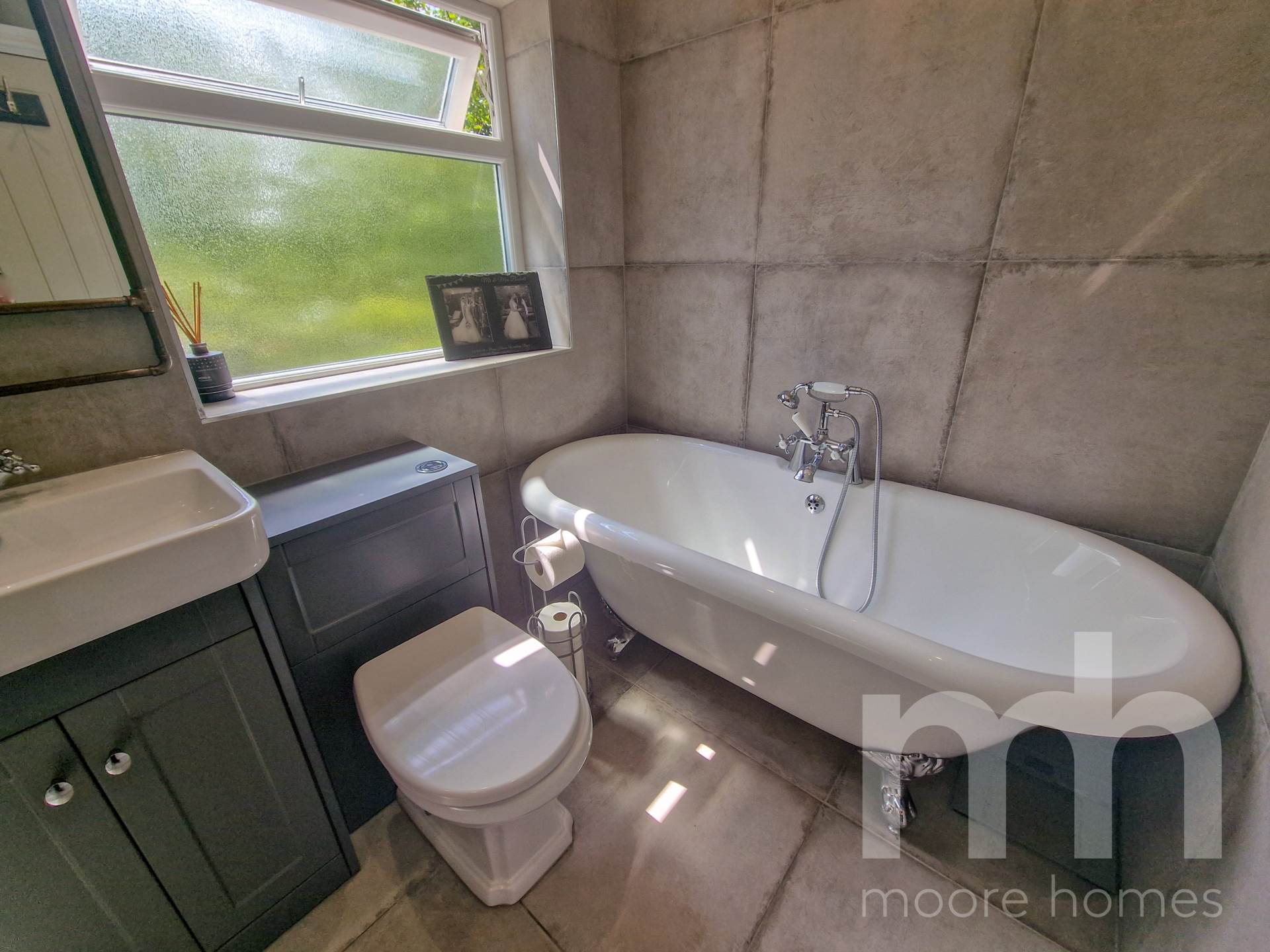 BARNFIELD ROAD EAST, Davenport SK3 8TT, Image 15