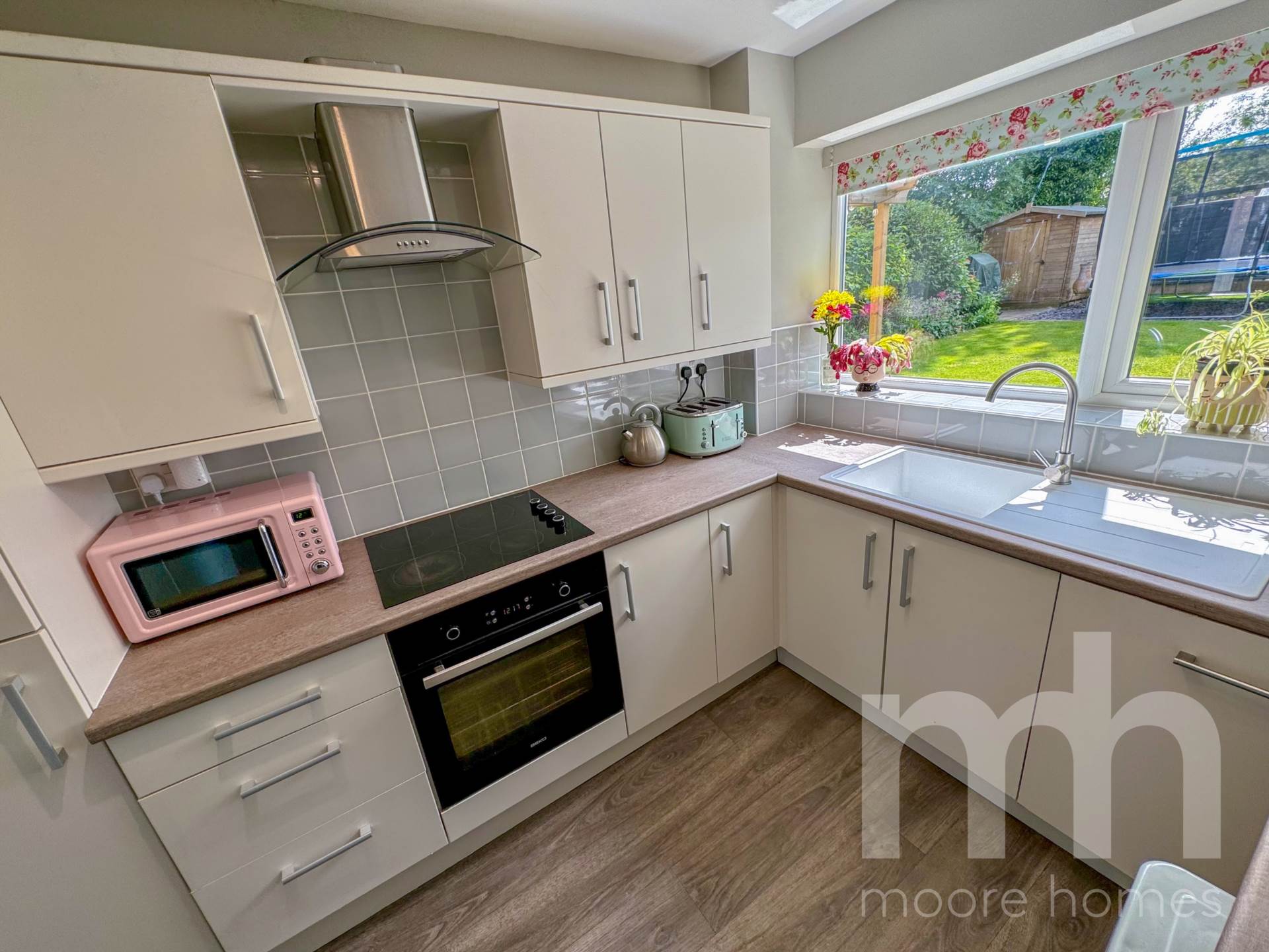BARNFIELD ROAD EAST, Davenport SK3 8TT, Image 6