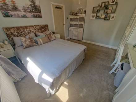 BARNFIELD ROAD EAST, Davenport SK3 8TT, Image 11