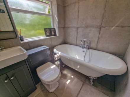 BARNFIELD ROAD EAST, Davenport SK3 8TT, Image 15