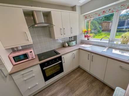 BARNFIELD ROAD EAST, Davenport SK3 8TT, Image 6