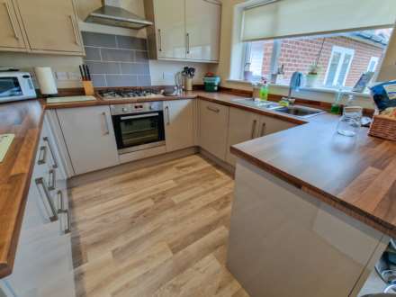 HURST AVENUE, Cheadle Hulme SK8 7PQ, Image 4