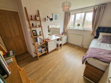 MIDWAY, Cheadle Hulme SK8 7PH, Image 21