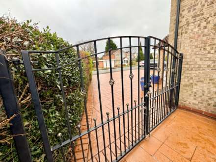 MIDWAY, Cheadle Hulme SK8 7PH, Image 31