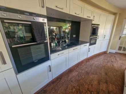 ACRE LANE, Cheadle Hulme SK8 7PA, Image 8