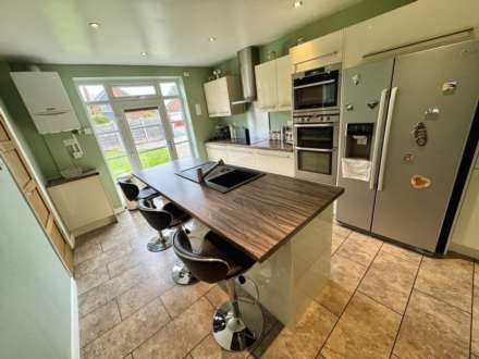 SUMMERLEA, Cheadle Hulme SK8 7EJ, Image 4