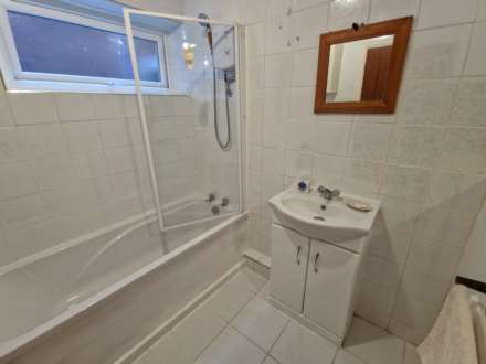 WOODSIDE MEWS, Ladybrook Road, Bramhall SK7 3NB, Image 8