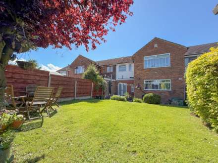 ZURICH GARDENS, Bramhall SK7 3HZ, Image 15