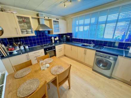 ZURICH GARDENS, Bramhall SK7 3HZ, Image 5