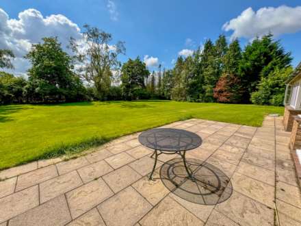 CHESTER ROAD, Woodford SK7 1PR, Image 17