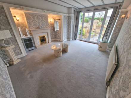 WATERLOO ROAD, Bramhall SK7 2NU, Image 3