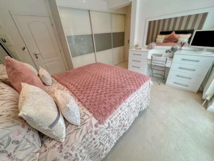 PATCH LANE, Bramhall SK7 1HR, Image 18