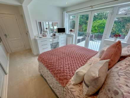 PATCH LANE, Bramhall SK7 1HR, Image 19