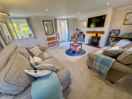 ALTRINCHAM ROAD, Styal SK9 4LJ, Image 4