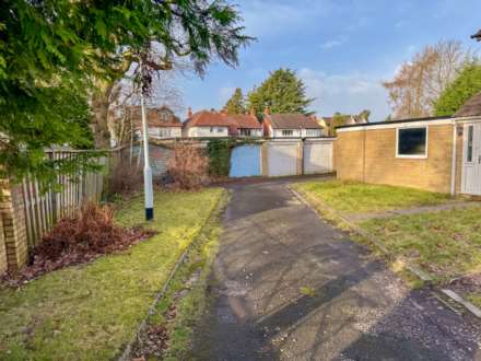 BRIXHAM WALK, Bramhall SK7 2QH, Image 11