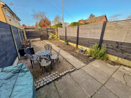 BRIXHAM WALK, Bramhall SK7 2QH, Image 2