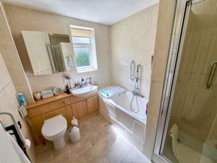 BRIDLE ROAD, Woodford SK7 1QH, Image 11