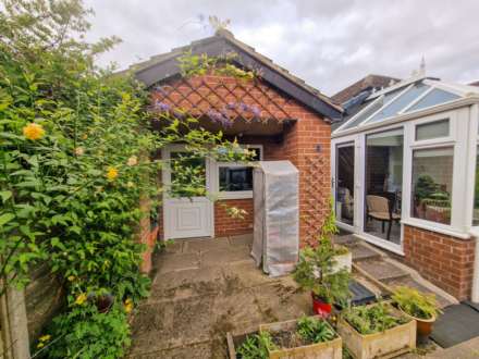 BRIDLE ROAD, Woodford SK7 1QH, Image 16