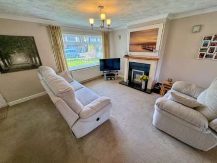 ARUNDEL AVENUE, Hazel Grove SK7 5LB, Image 4
