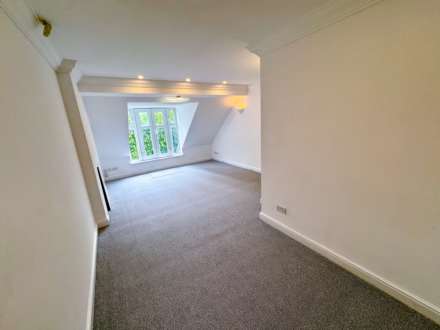 HAMPTON HOUSE, Bramhall Lane South, Bramhall SK7 2DL, Image 4