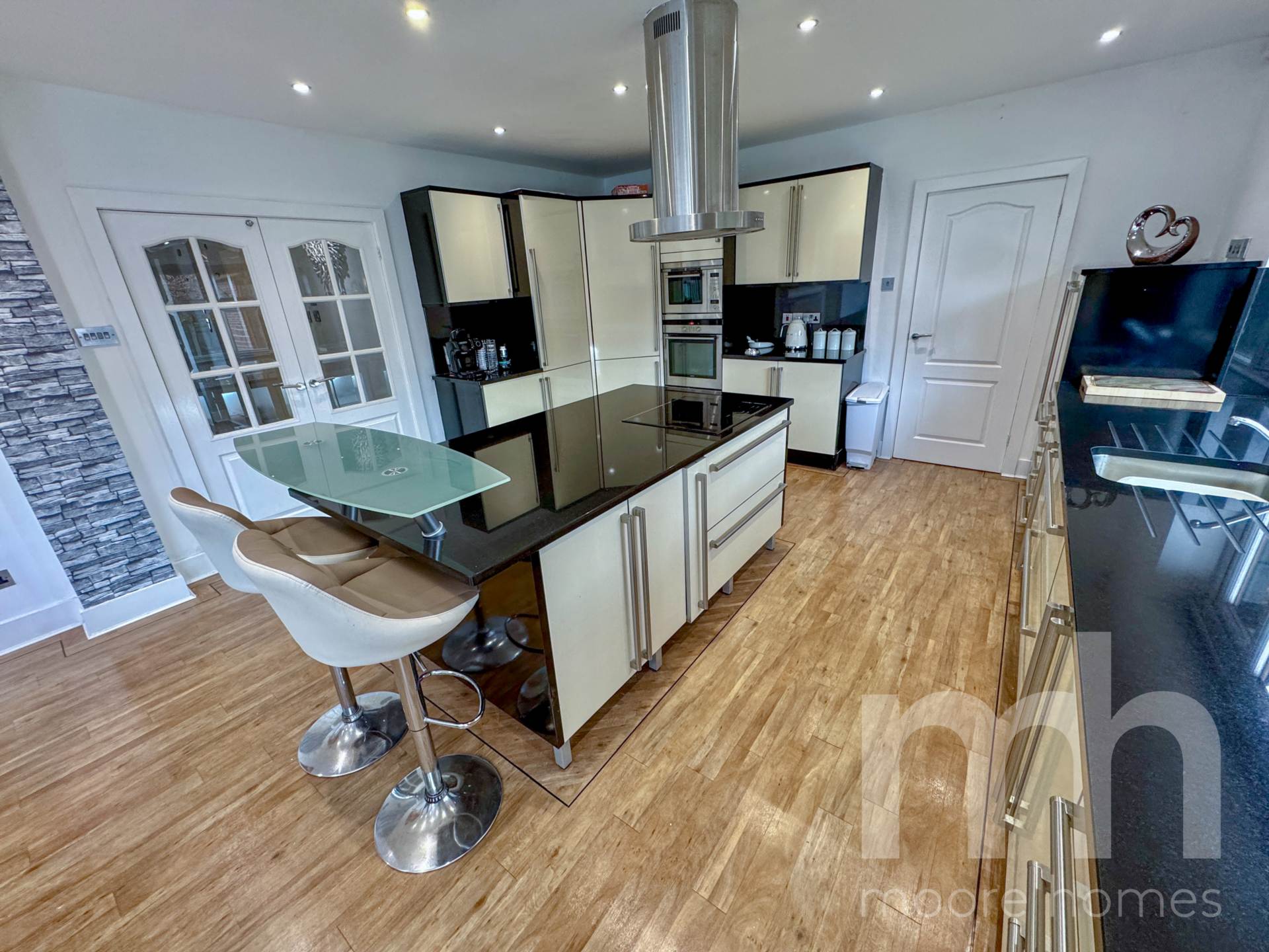 BRAMLEY ROAD, Bramhall SK7 2DW, Image 6