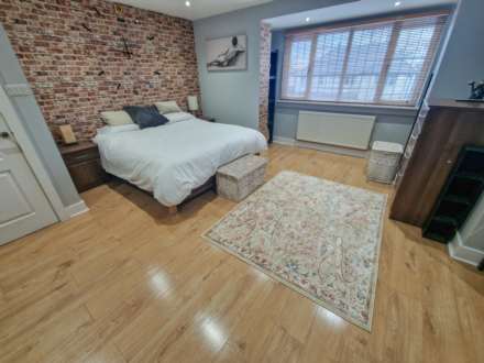 BRAMLEY ROAD, Bramhall SK7 2DW, Image 17