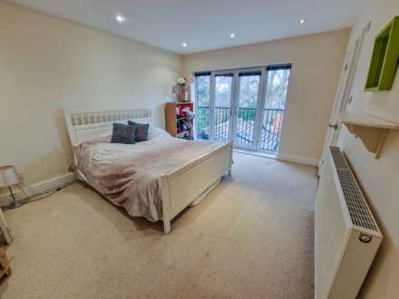 BRAMLEY ROAD, Bramhall SK7 2DW, Image 22