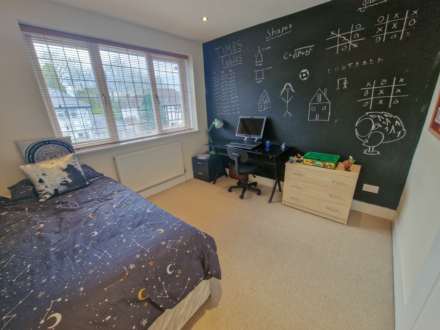 BRAMLEY ROAD, Bramhall SK7 2DW, Image 29