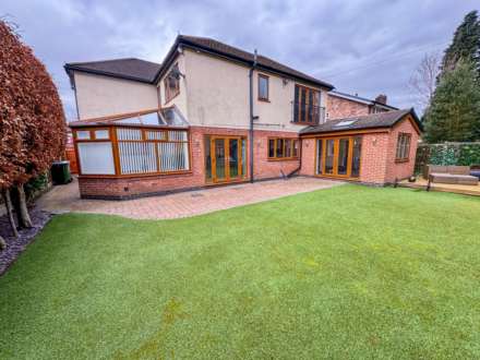 BRAMLEY ROAD, Bramhall SK7 2DW, Image 32