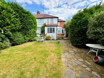 EARLE ROAD, Bramhall SK7 3HE, Image 25