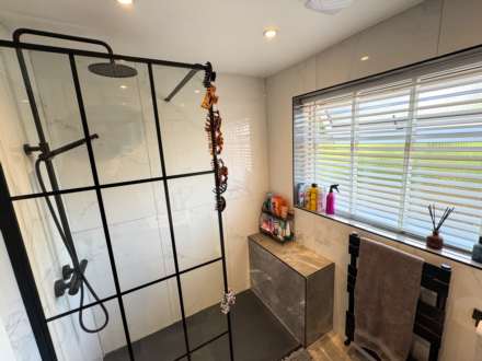 ALBANY ROAD, Bramhall SK7 1NE, Image 18