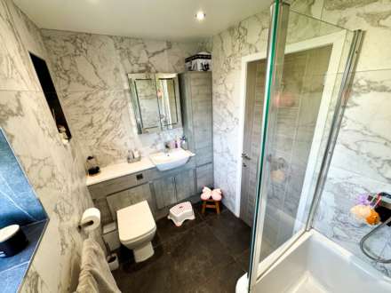 ALBANY ROAD, Bramhall SK7 1NE, Image 24