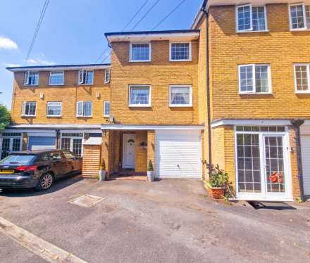 PLYMOUTH DRIVE, Bramhall SK7 2JB, Image 1