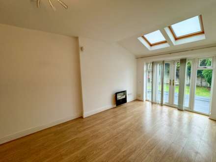 WILMSLOW ROAD, Cheadle SK8 1HL, Image 4