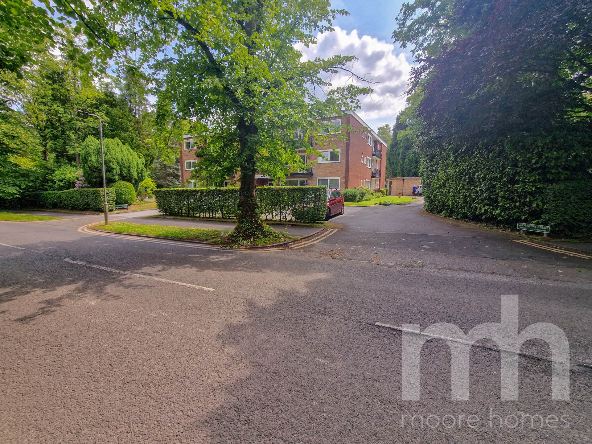 CLYSBARTON COURT, Bramhall Park Road, Bramhall SK7 3NP, Image 6
