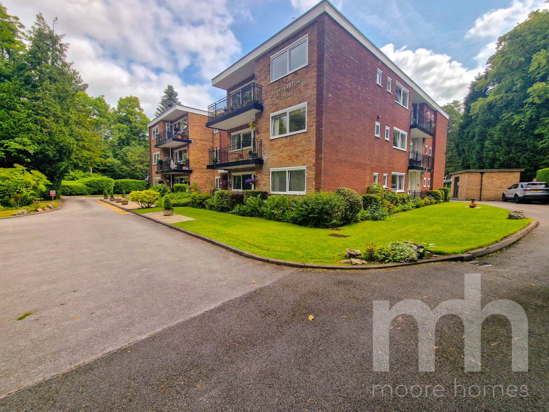 CLYSBARTON COURT, Bramhall Park Road, Bramhall SK7 3NP, Image 7