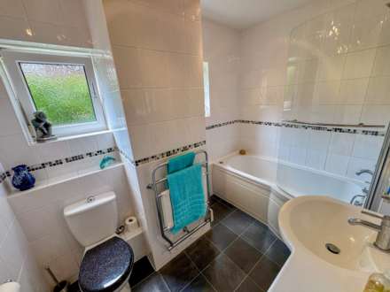 CLYSBARTON COURT, Bramhall Park Road, Bramhall SK7 3NP, Image 16