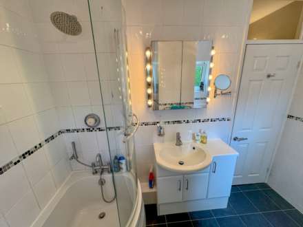 CLYSBARTON COURT, Bramhall Park Road, Bramhall SK7 3NP, Image 17