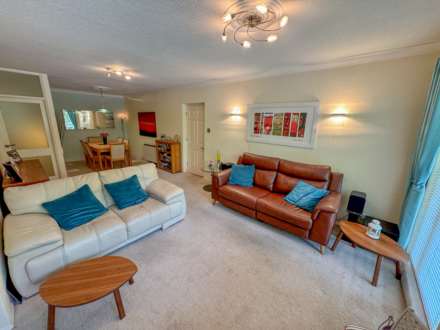 CLYSBARTON COURT, Bramhall Park Road, Bramhall SK7 3NP, Image 2