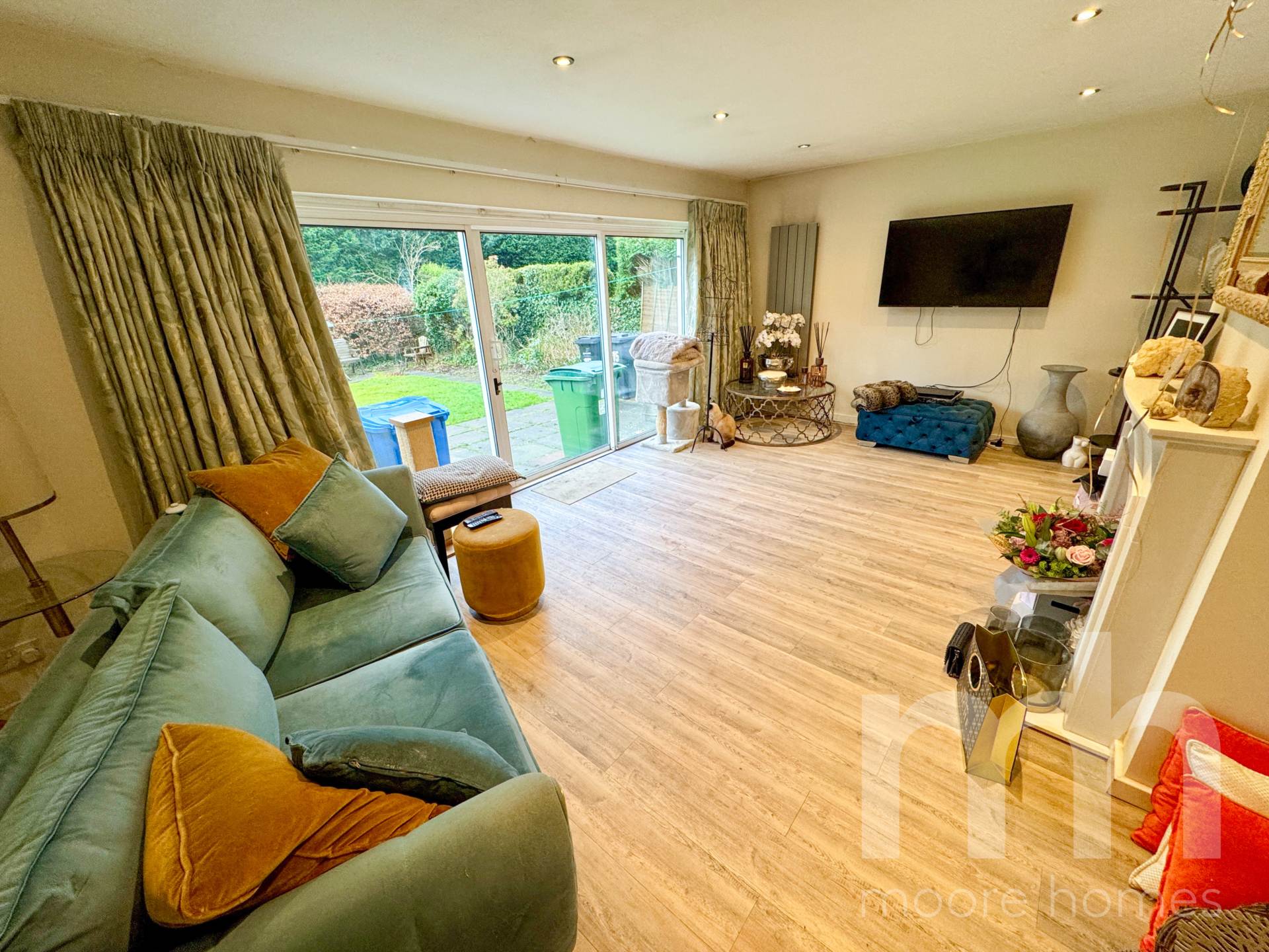 LADYBARN CRESCENT, Bramhall SK7 2EZ, Image 9