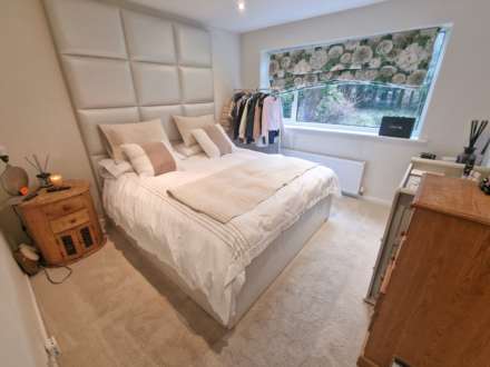 LADYBARN CRESCENT, Bramhall SK7 2EZ, Image 11