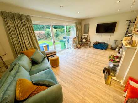 LADYBARN CRESCENT, Bramhall SK7 2EZ, Image 9