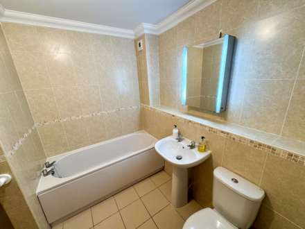ADLINGTON GRANGE, Hill Top Avenue, Cheadle Hulme SK8 7JA, Image 11