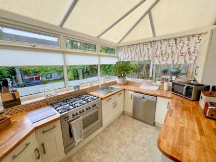 BELMONT ROAD, Bramhall SK7 1LE, Image 5